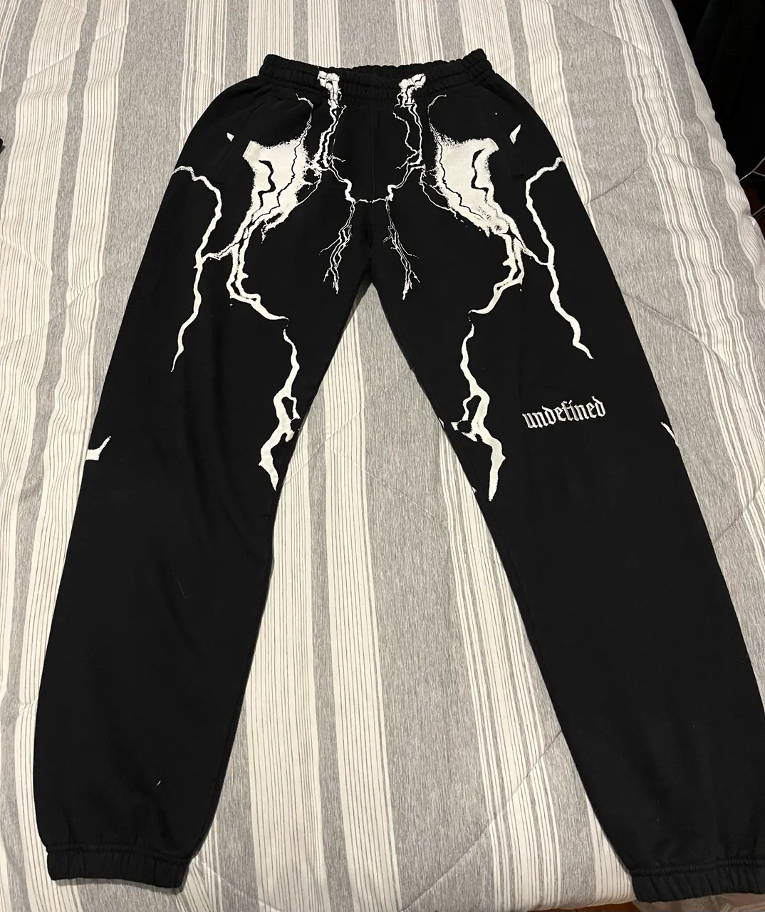 Pantalón Undefined · Talle M