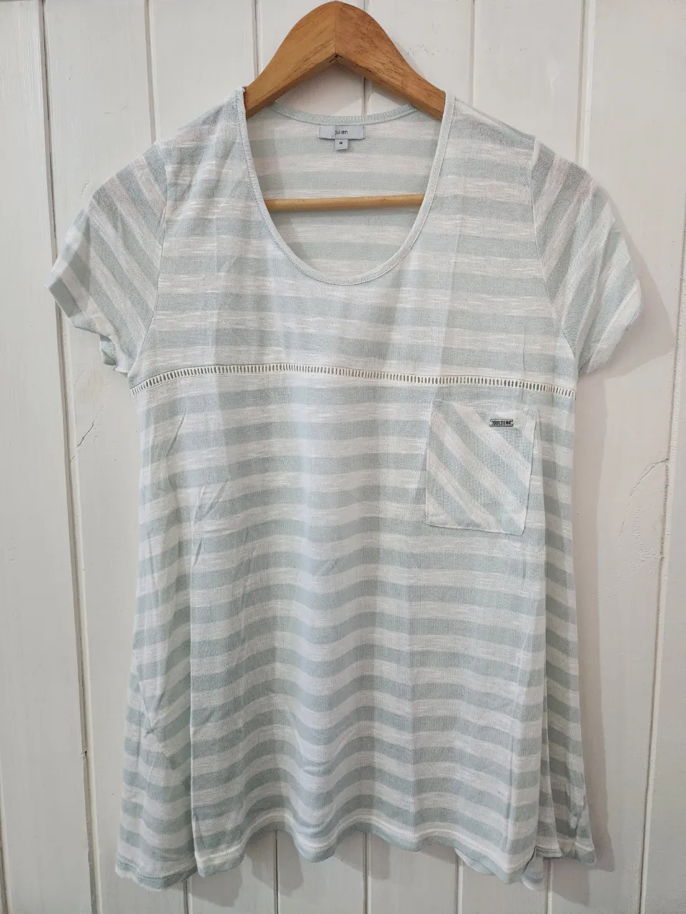 Remera Julien · Talle M