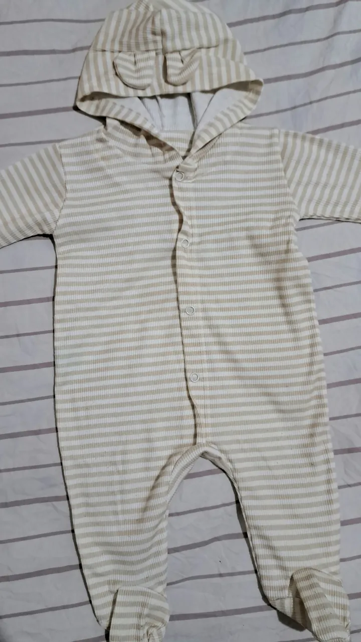 Enterito Sin marca · Talle 1-3 meses / 56 cm