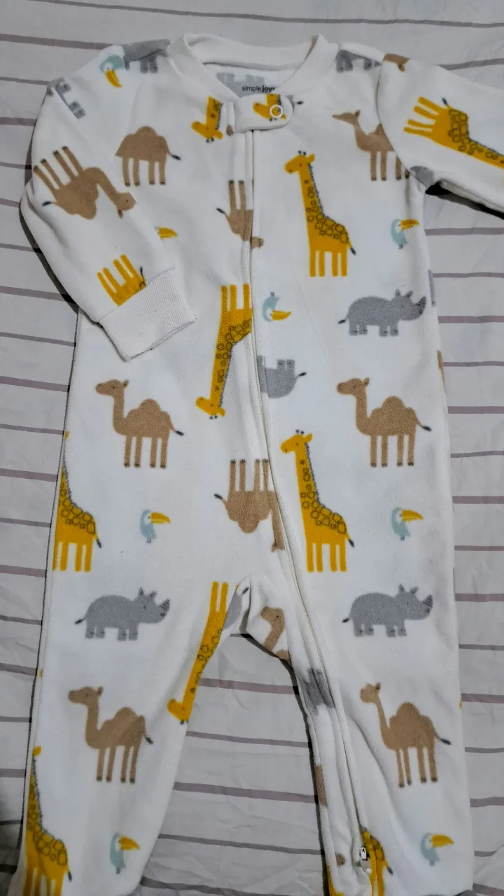 Enterito Carter's · Talle 6-9 meses / 68 cm