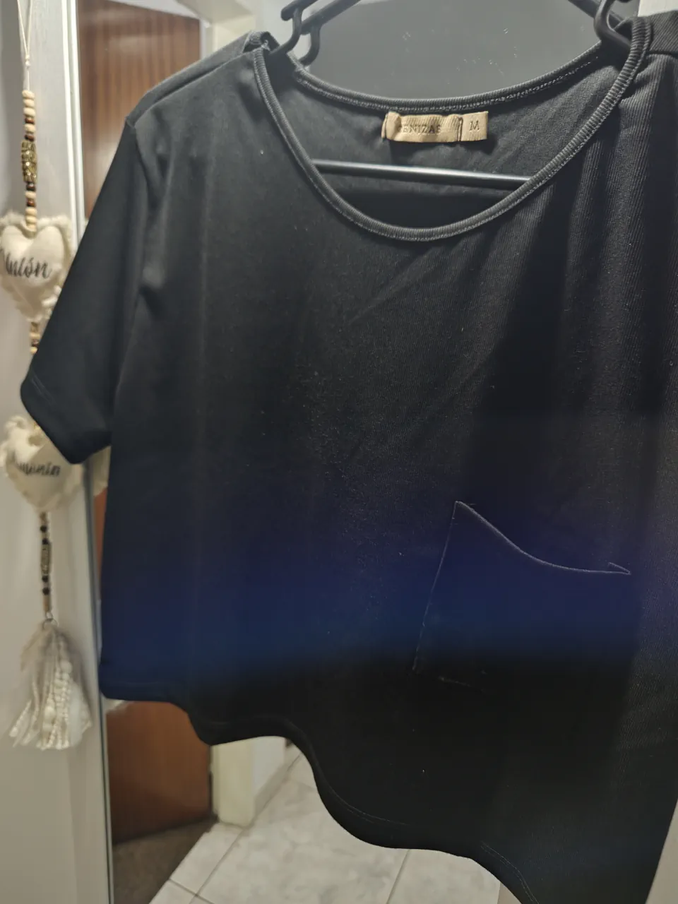 Remera Cenizas · Talle M