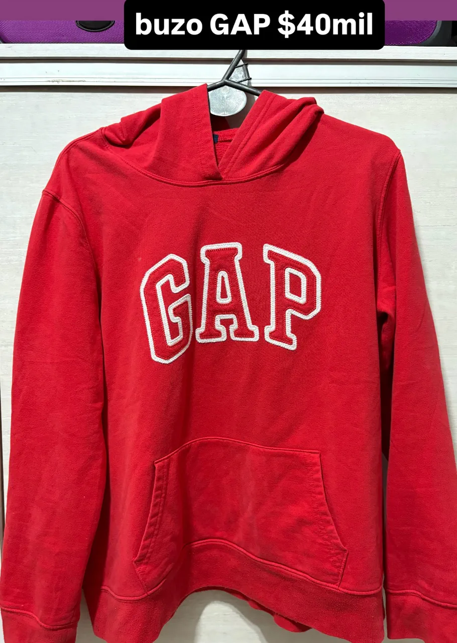 Buzo GAP · Talle L