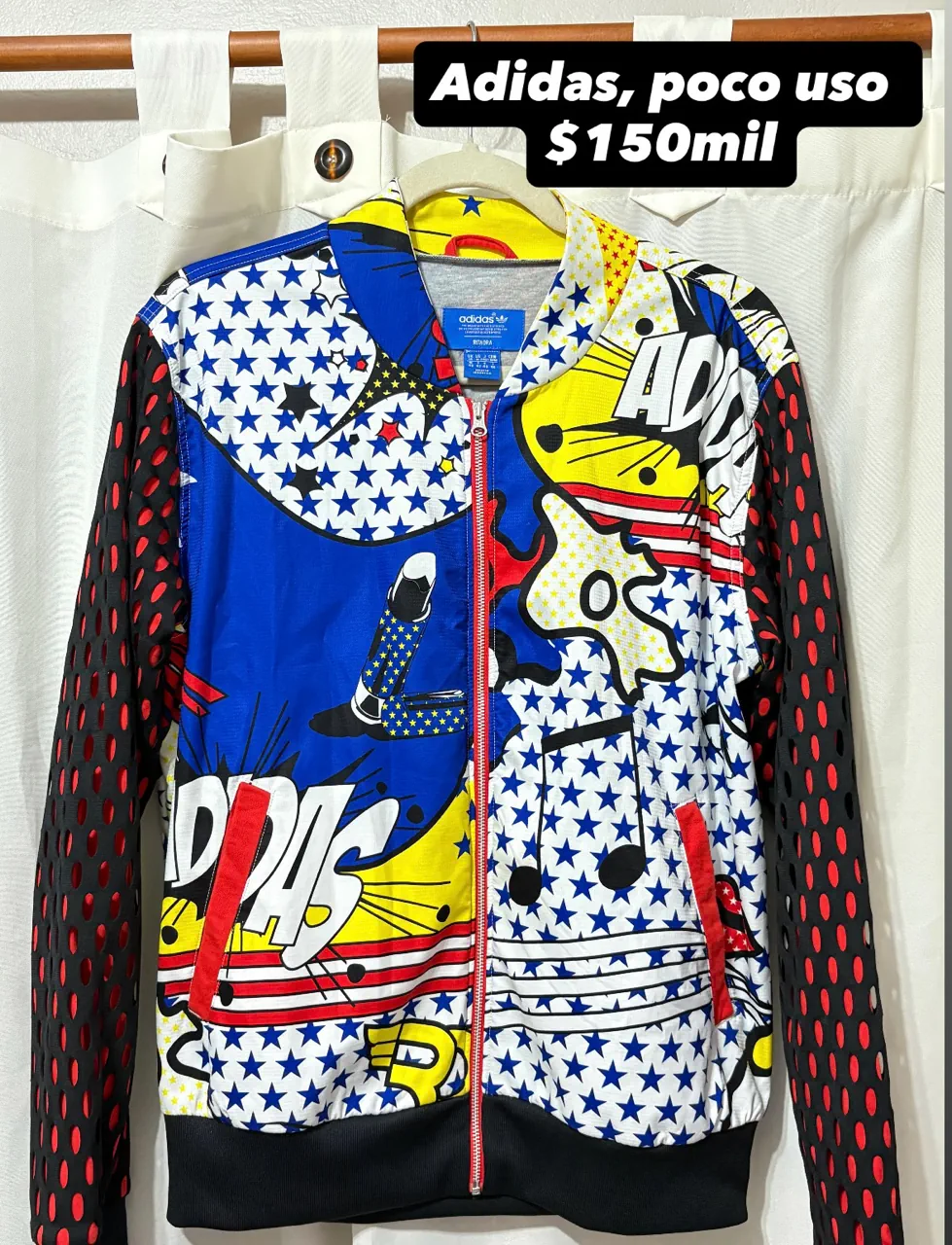 Buzo adidas · Talle M