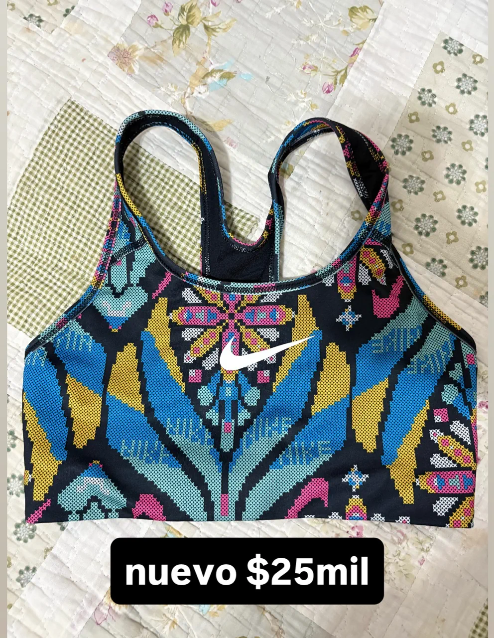 Top Nike · Talle M