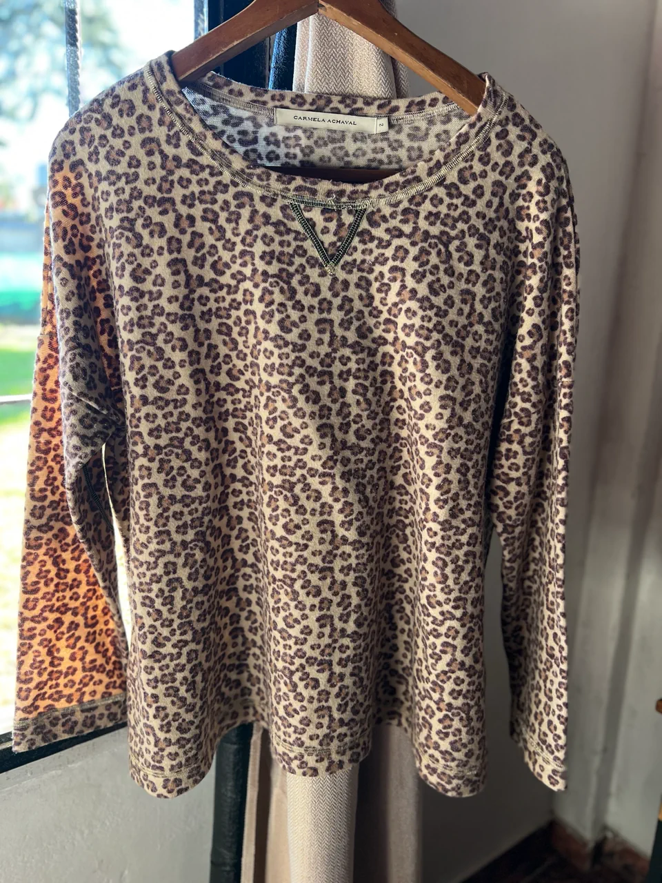 Remera CARMELA ACHAVAL · Talle M