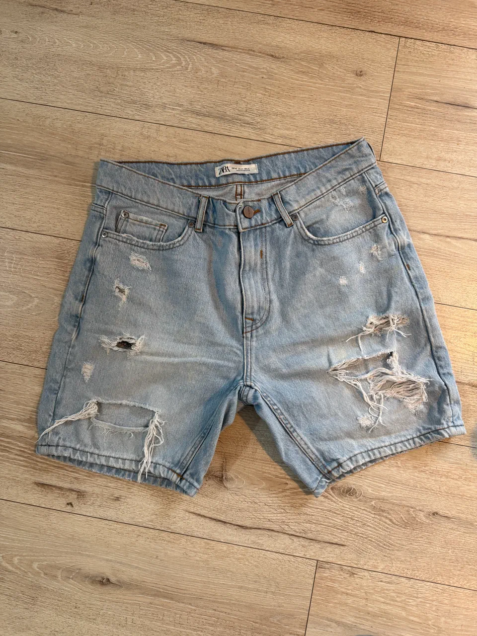 Zara · Talle EU 40