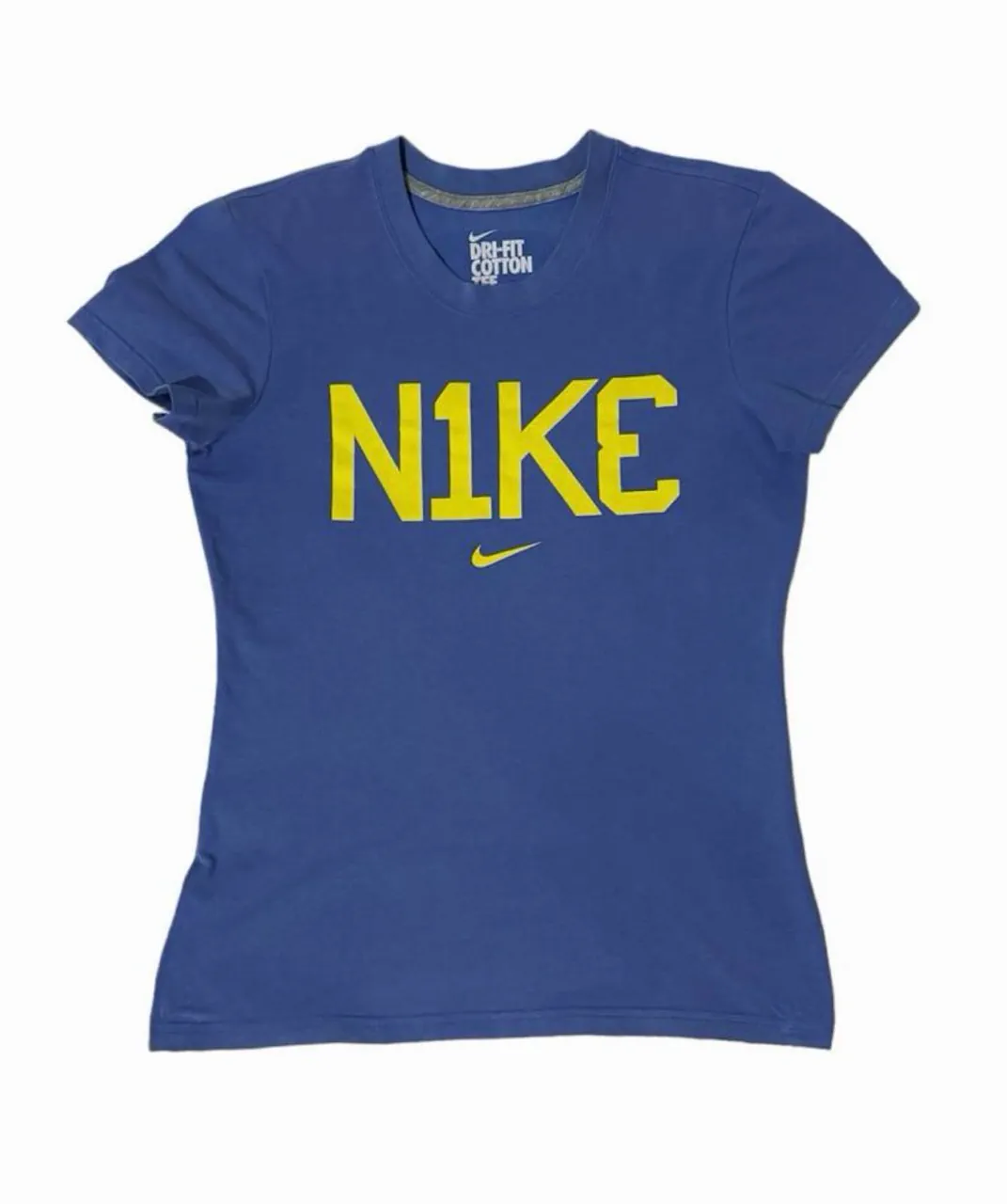 Nike · Talle M