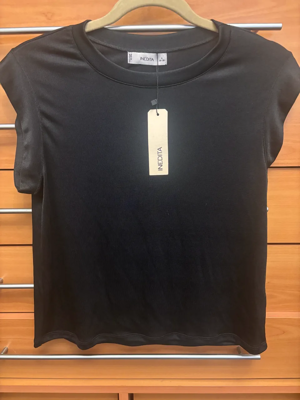 Remera Inedita - imagen 1