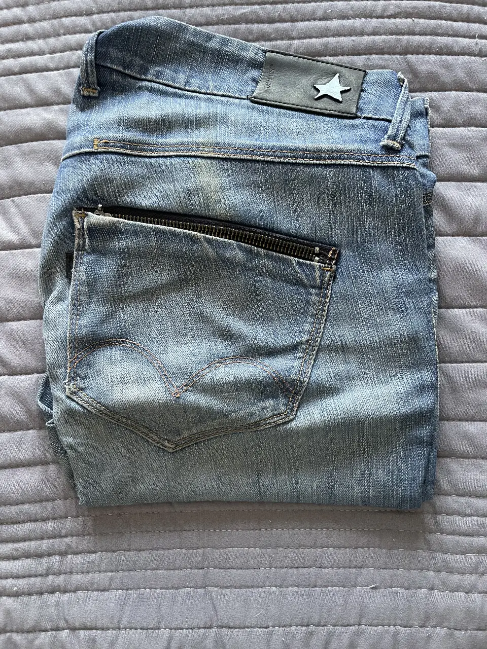 Jean Levi's - imagen 1