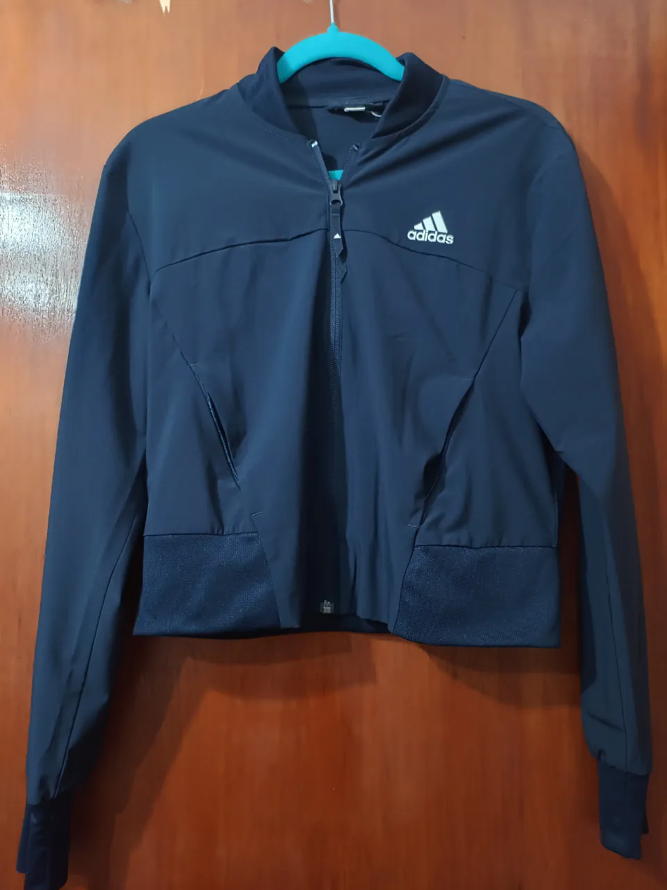 adidas · Talle S