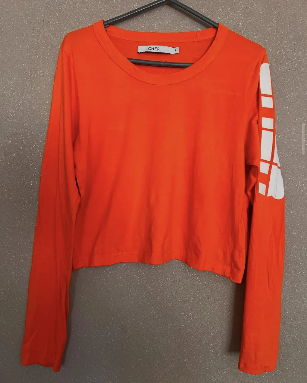Remera CHER. - imagen 1