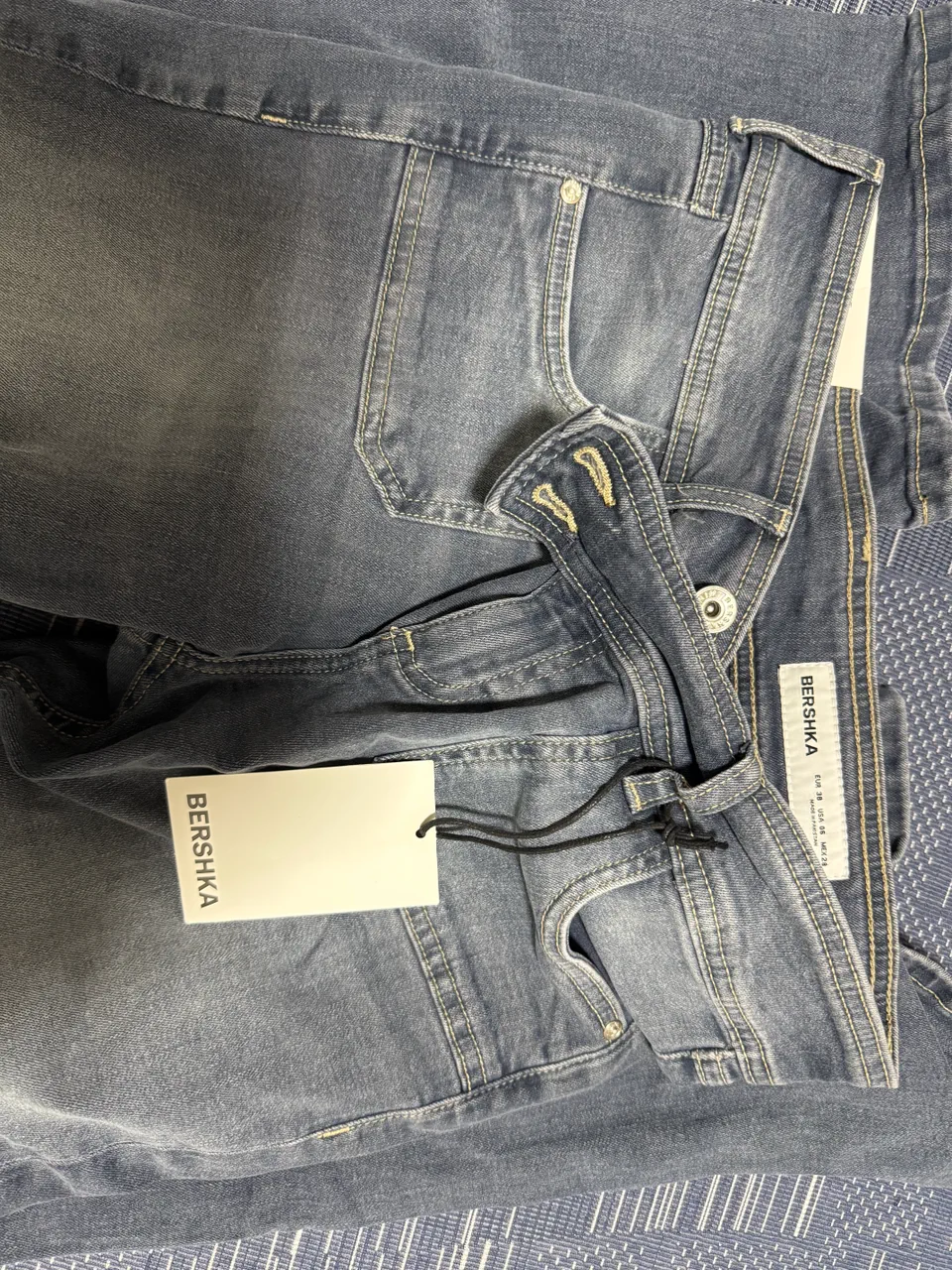 Bershka · Talle EU 38