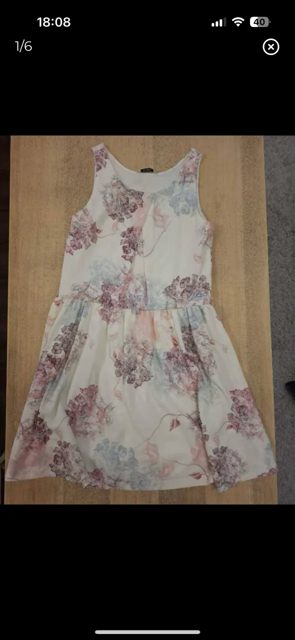 GUESS · Talle 12 años / 152 cm