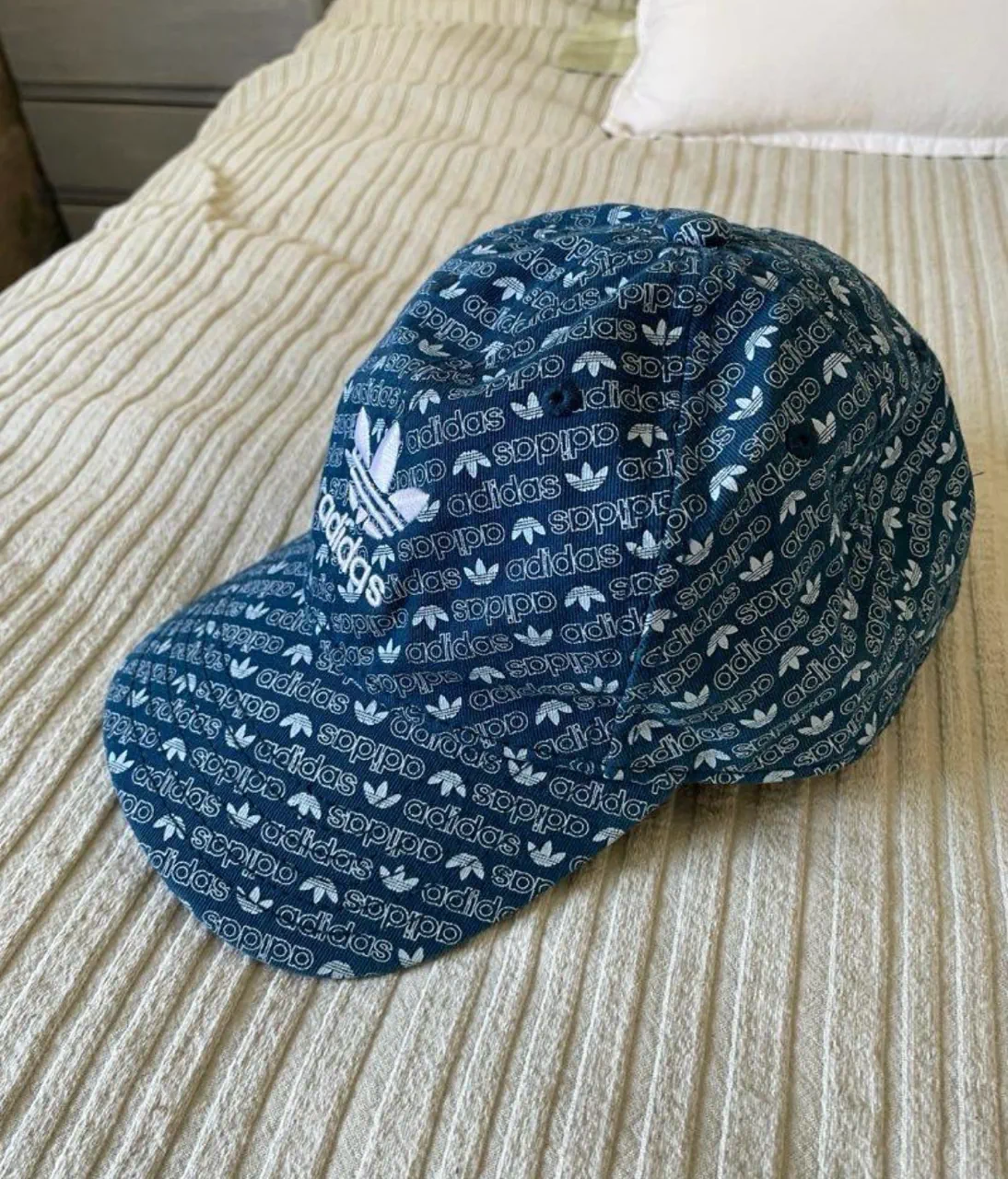 Gorra adidas