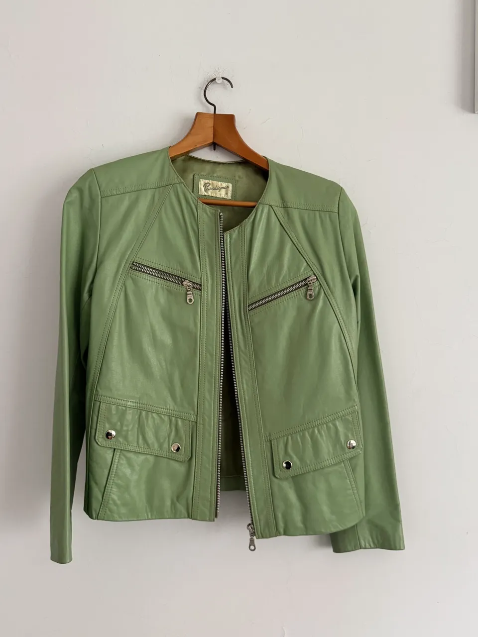 Campera Paradigmas - imagen 1