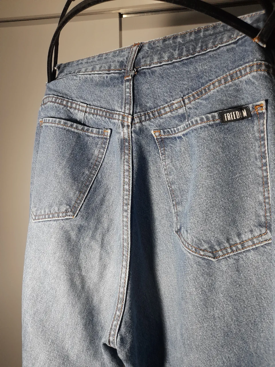 Jean Freedom - imagen 4