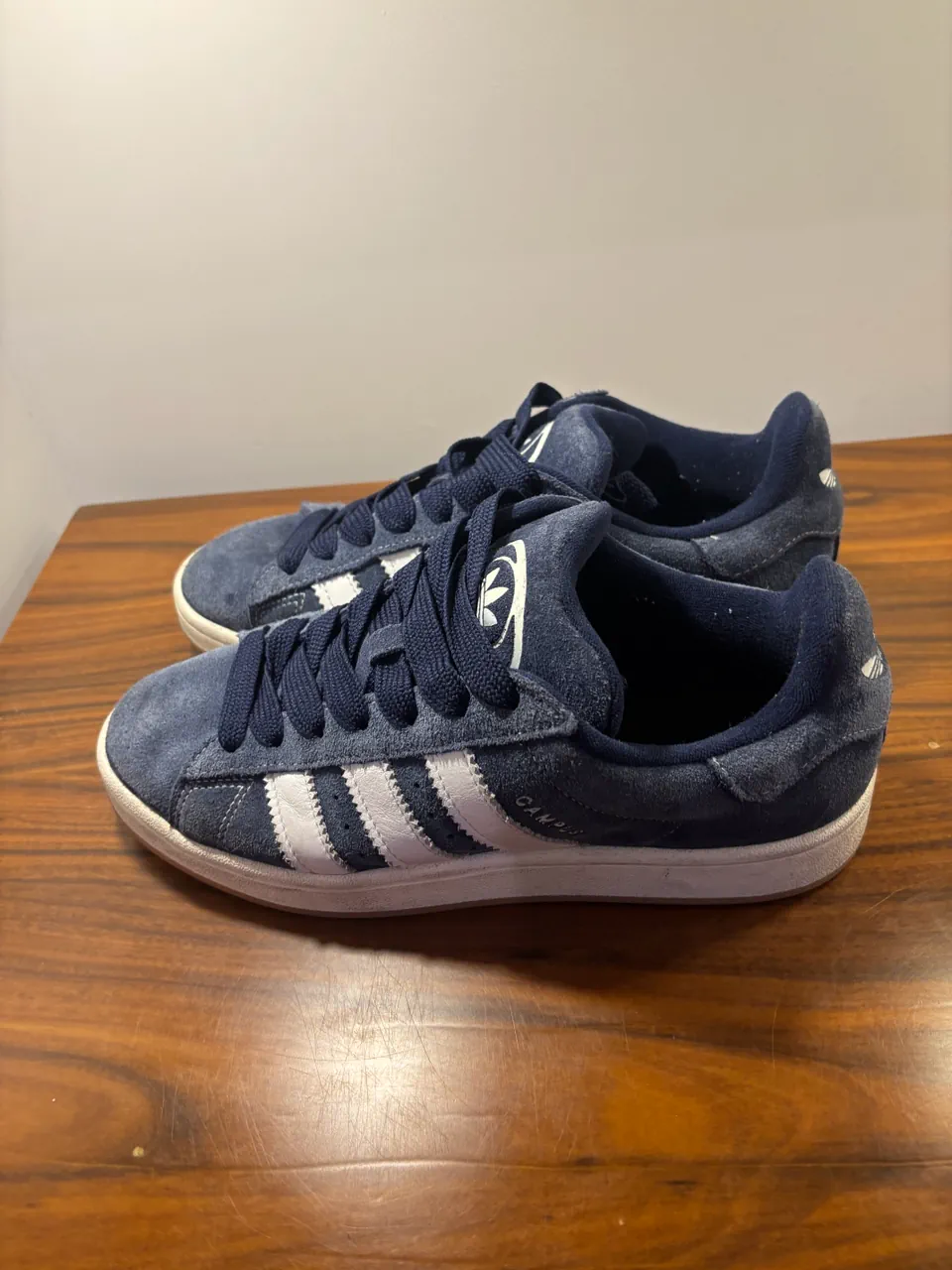 adidas · Talle US 9