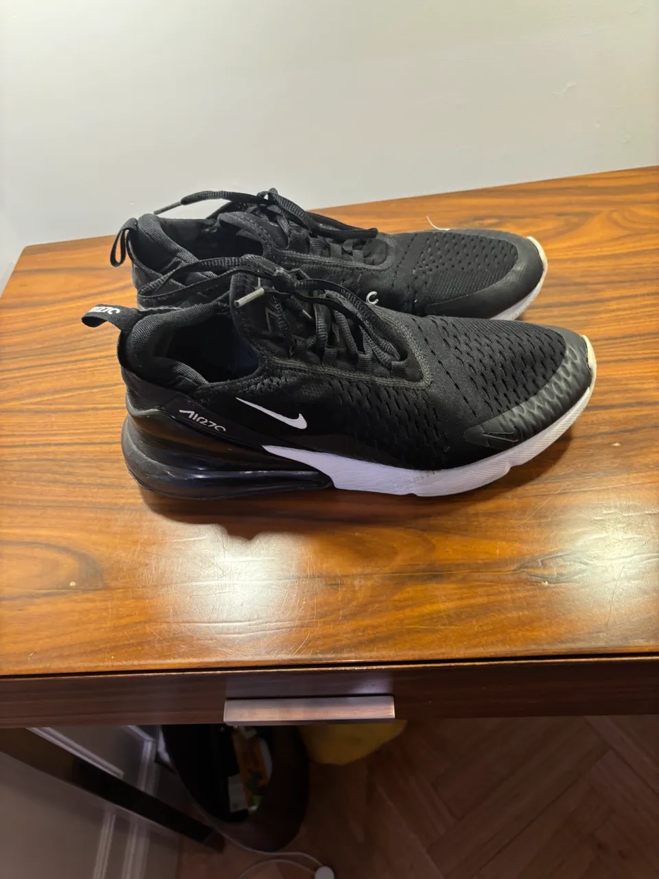 Nike · Talle US 9.5