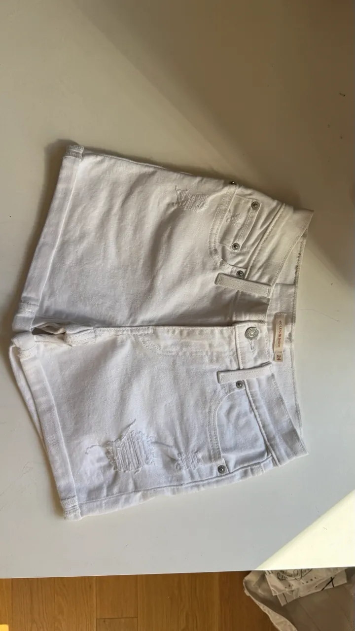 Levi's · Talle US 24