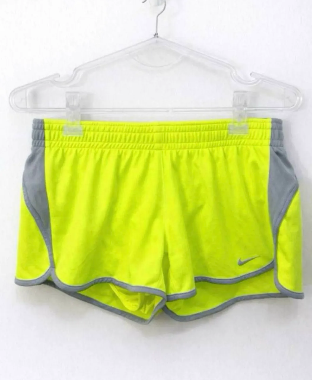 Nike · Talle S