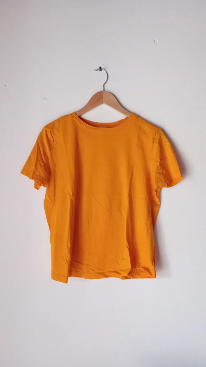Remera Mango · Talle L
