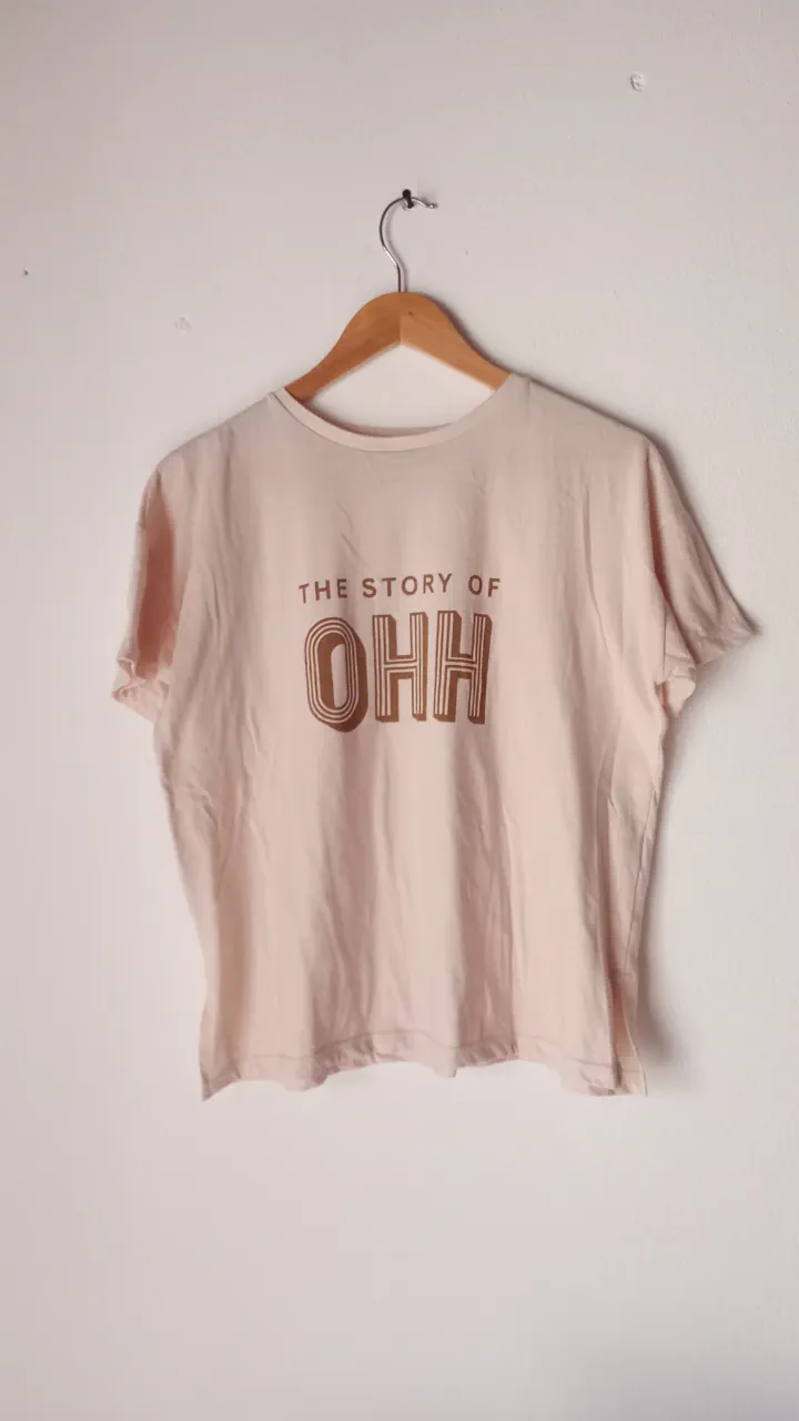 Remera Desiderata · Talle L