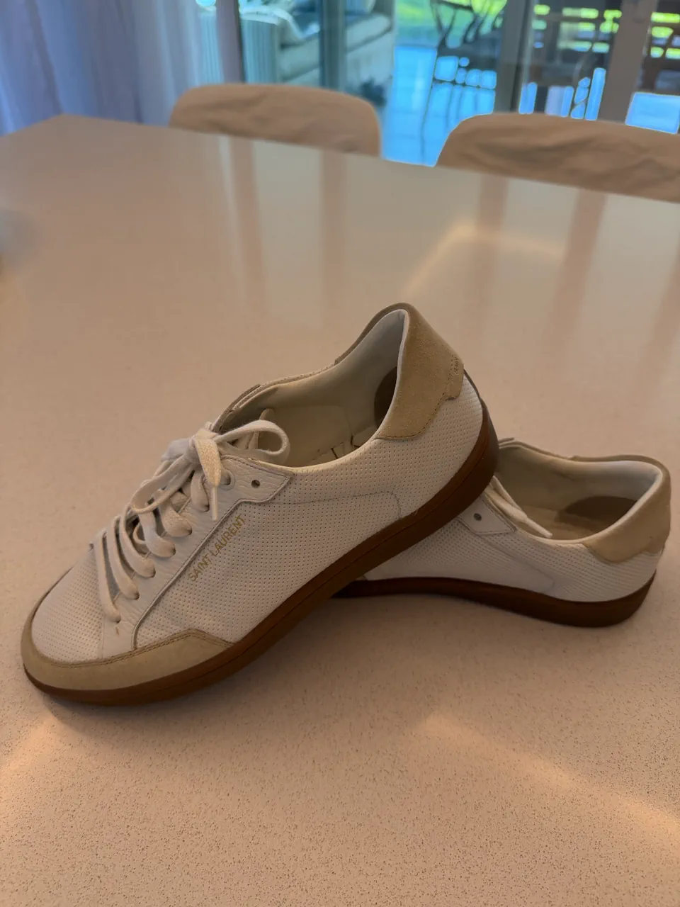 Saint Laurent · Talle AR 40