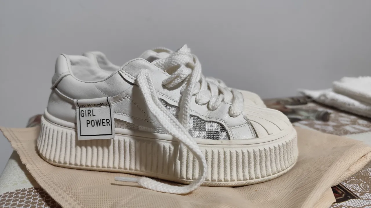 Zapatillas Daphne · Talle AR 36