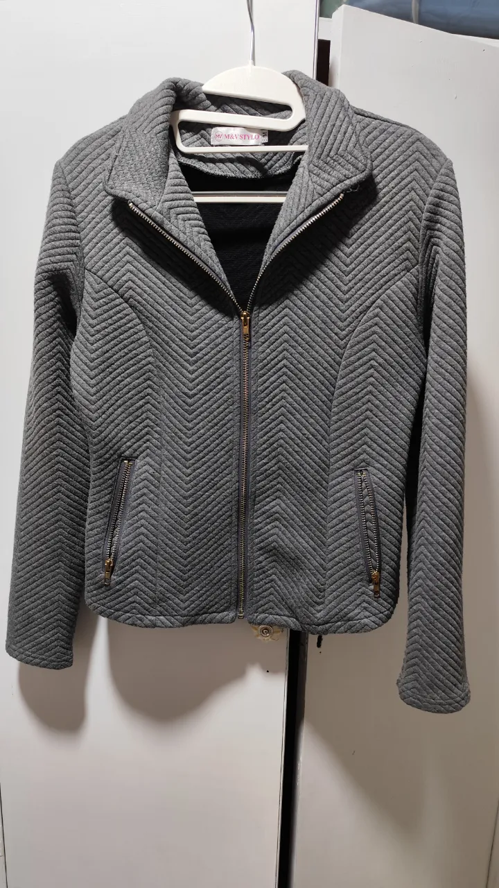 Campera M&v - imagen 1