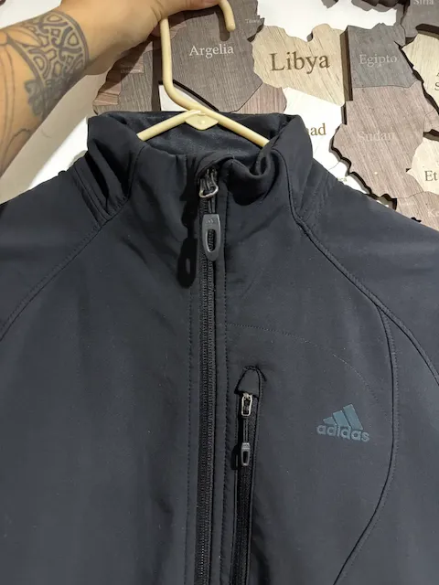 adidas · Talle S