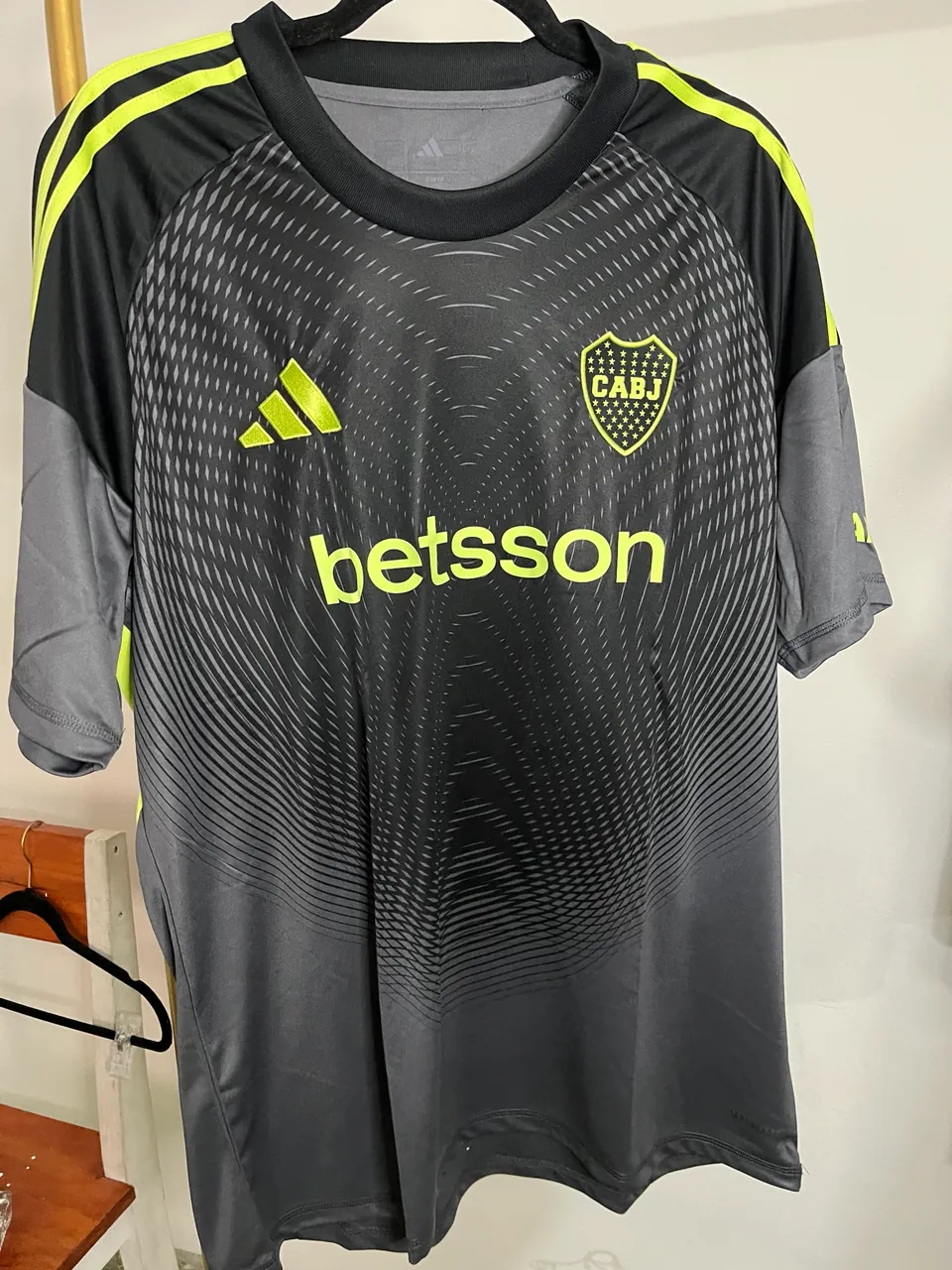 Camiseta adidas - imagen 1