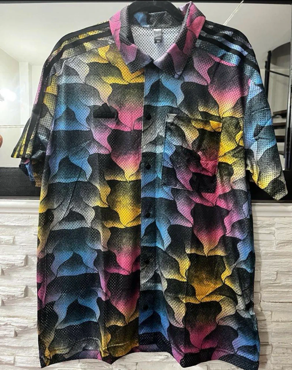Camisa adidas · Talle L