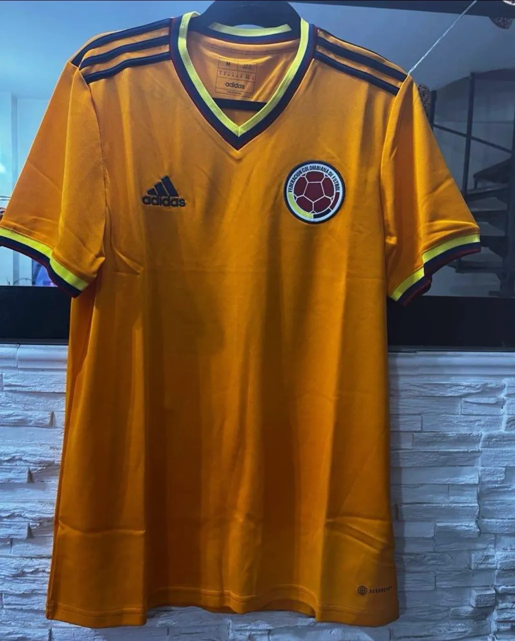 Camiseta adidas - imagen 1
