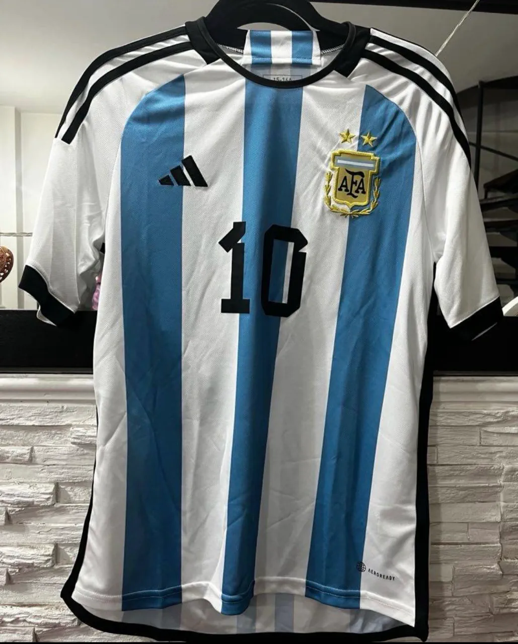 Ropa deportiva adidas · Talle 16 años / 176 cm
