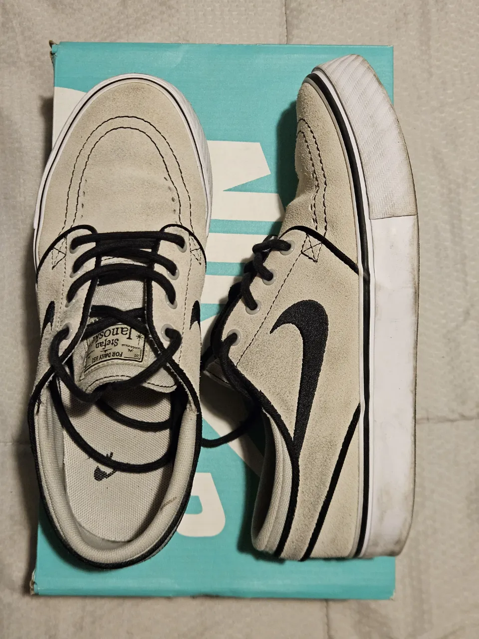 Nike · Talle AR 36