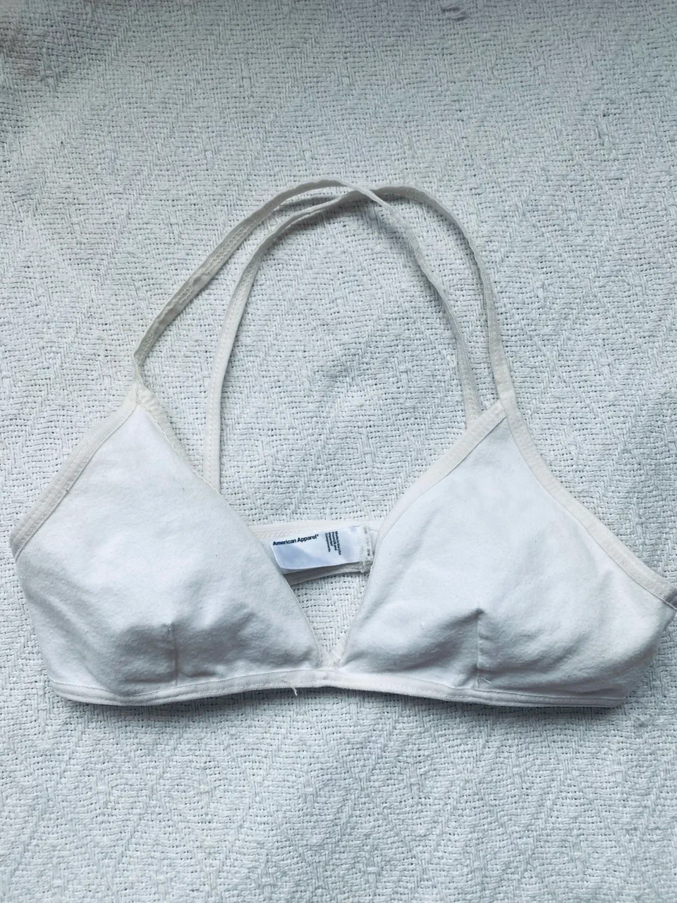 Corpiño American Apparel · Talle M