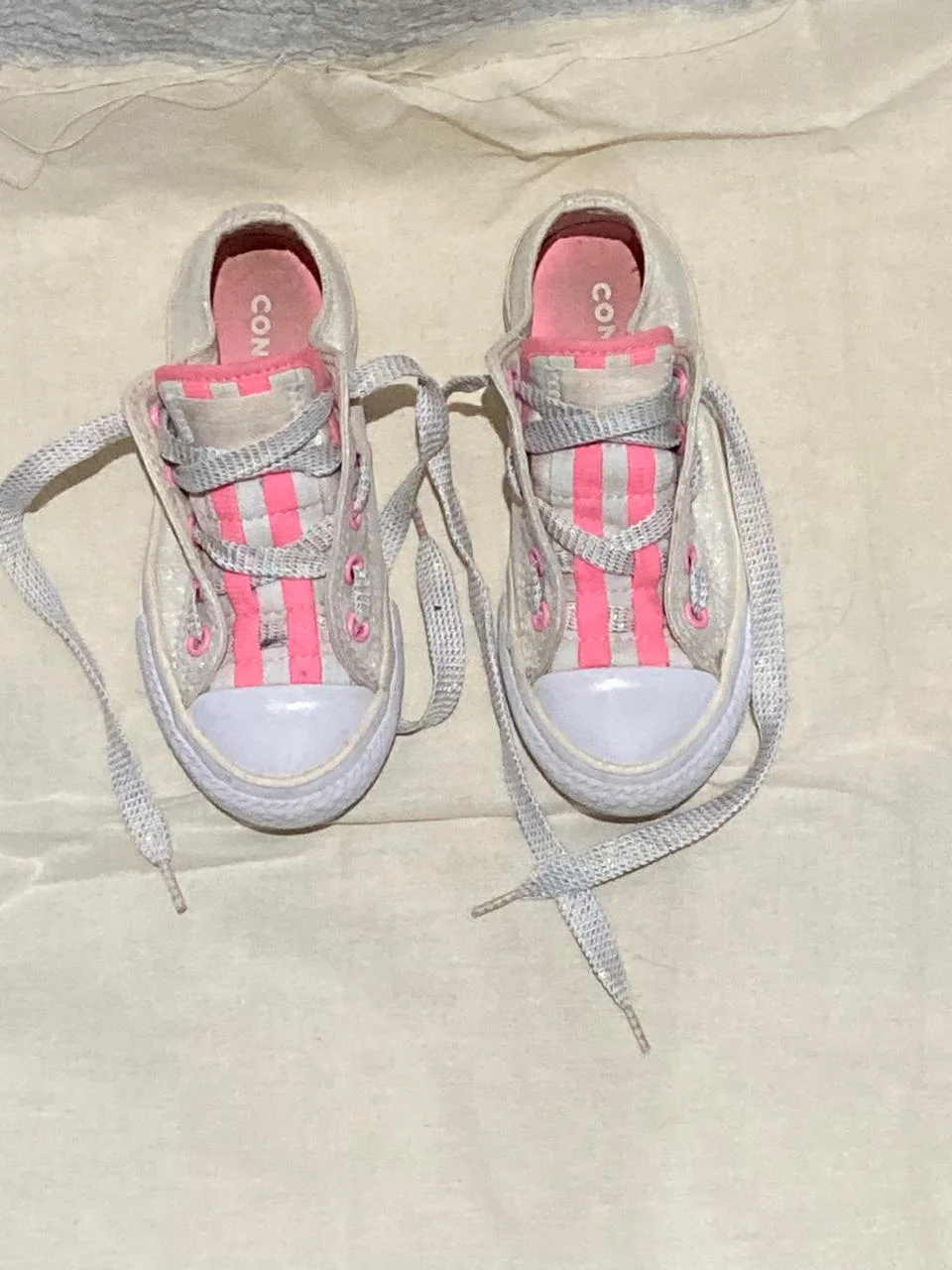 Converse · Talle AR 27