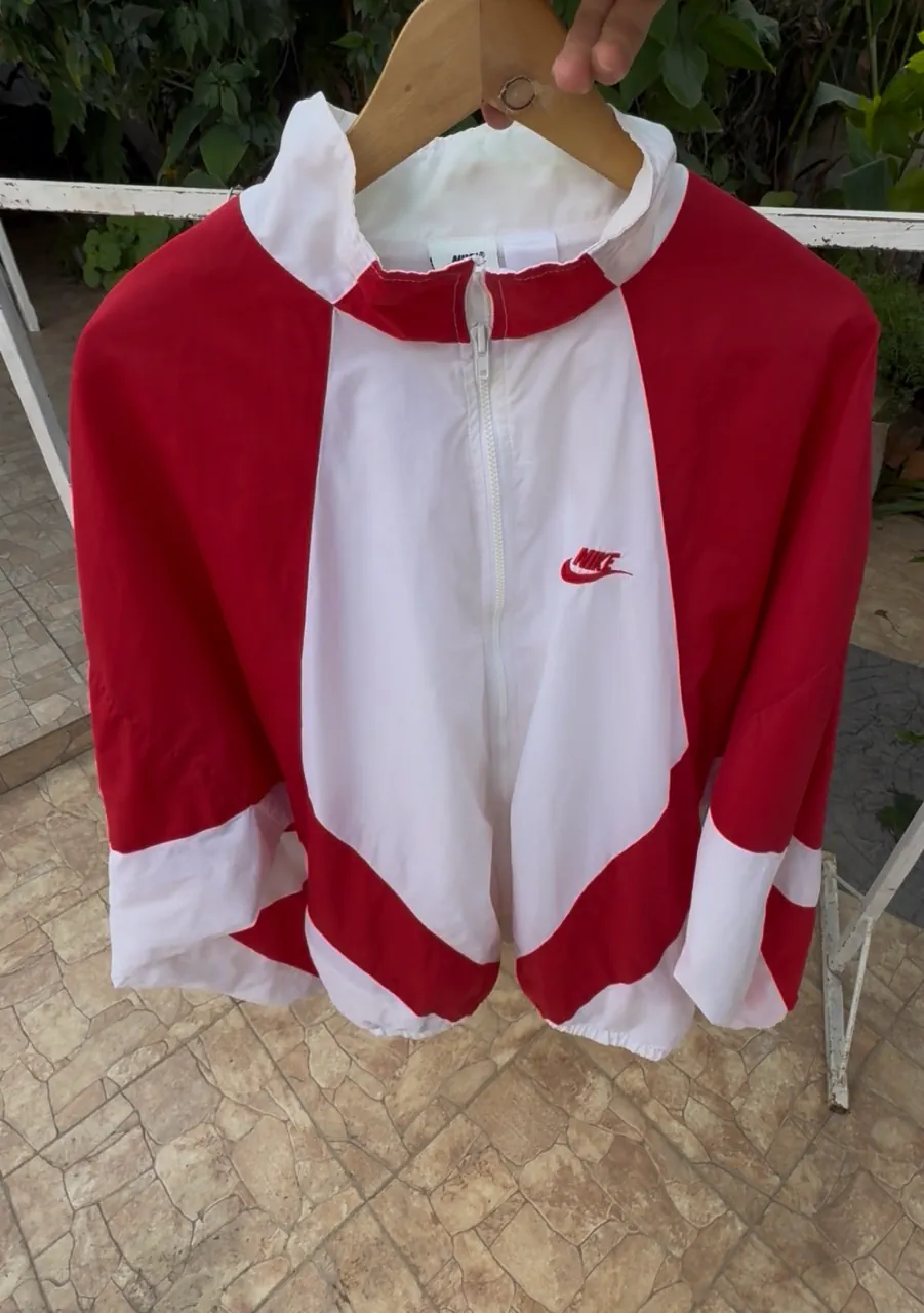Rompeviento Nike · Talle XL