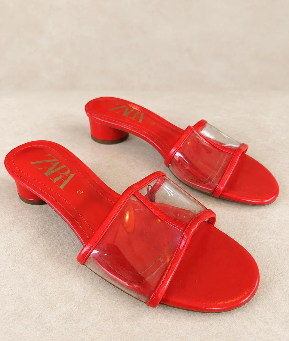Zara · Talle AR 35