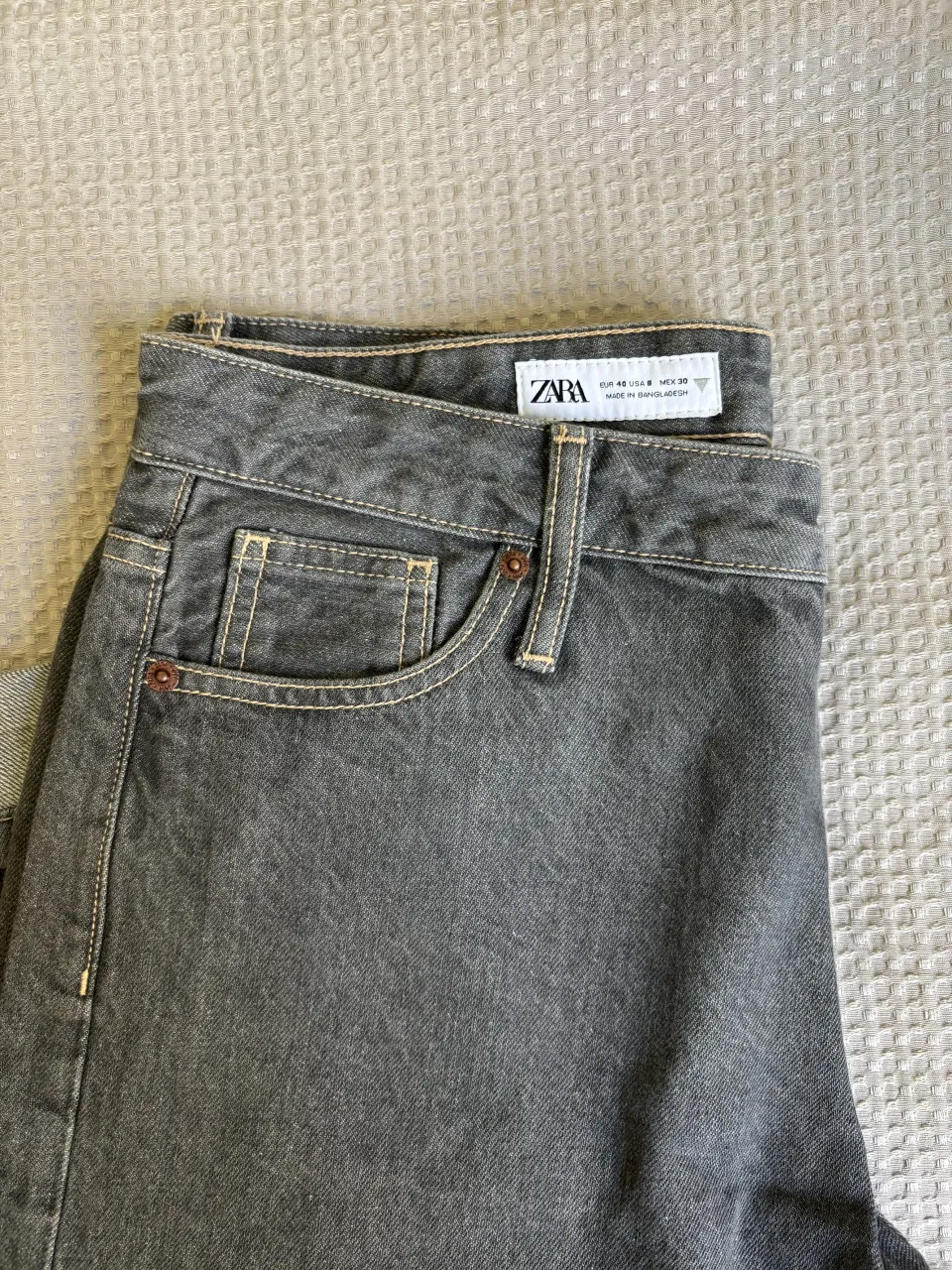 Zara · Talle EU 40