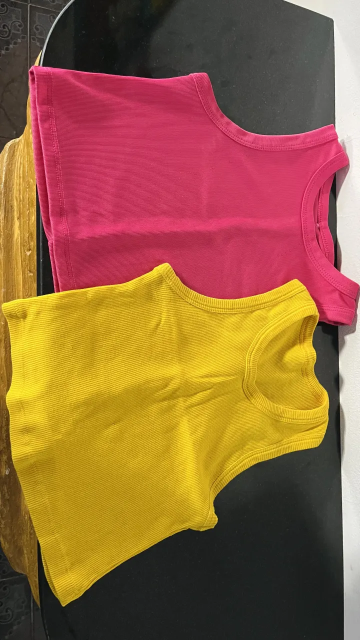 Musculosa A ≠ - imagen 1