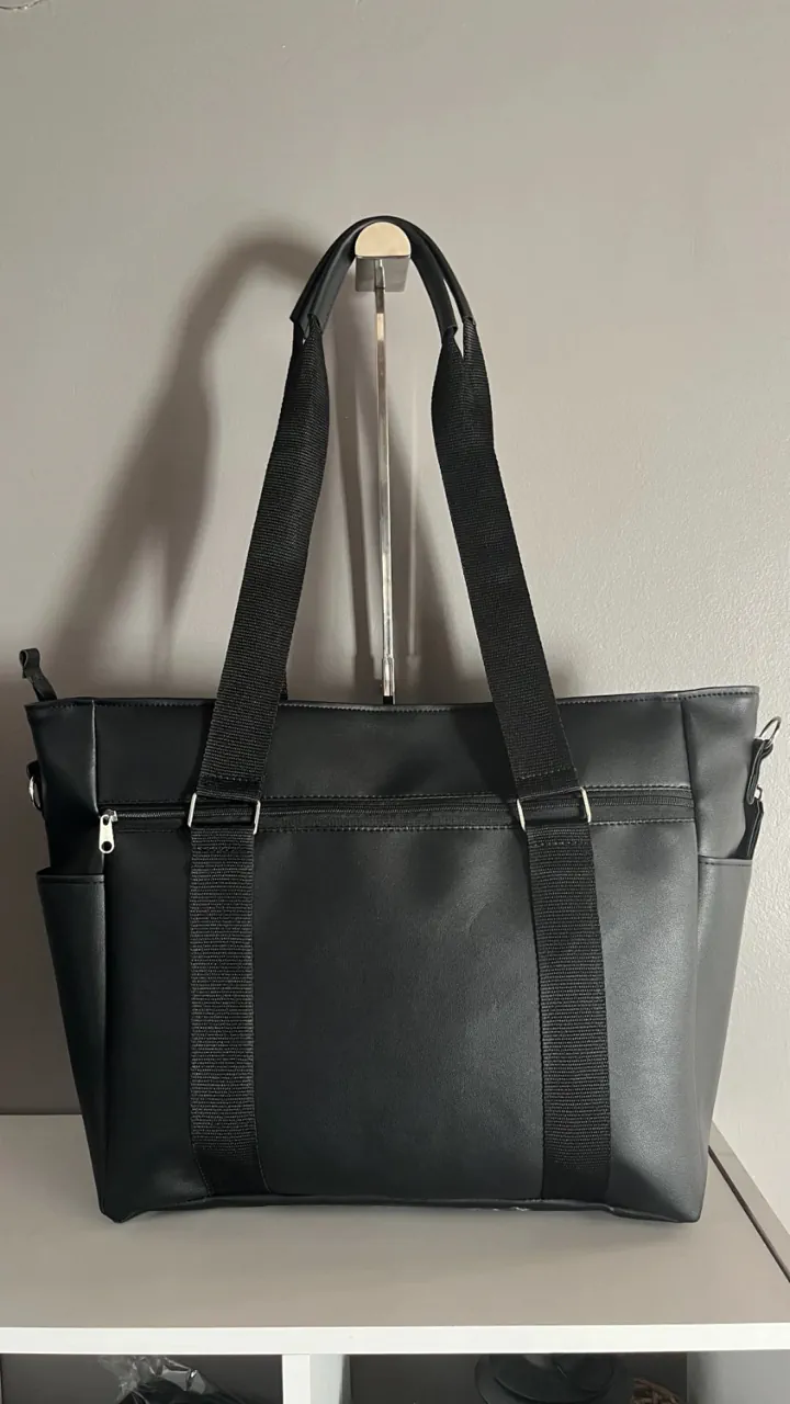 Cartera Showroom - imagen 1
