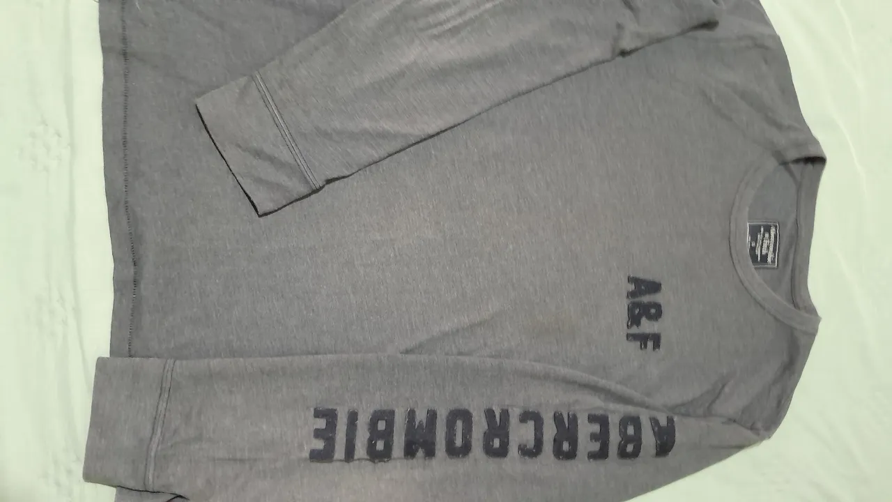 Remera Abercrombie & Fitch - imagen 1