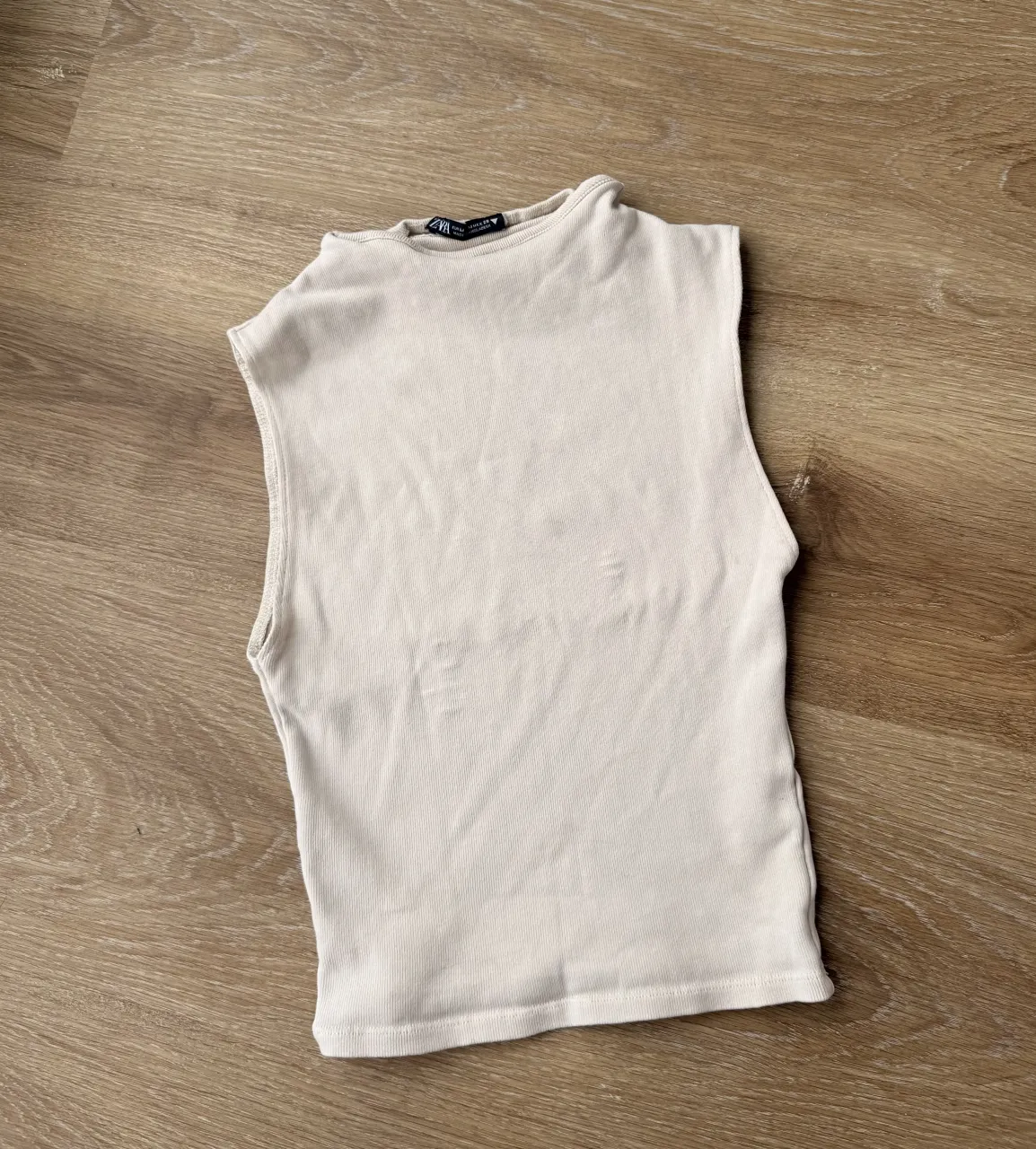 Musculosa Zara · Talle M