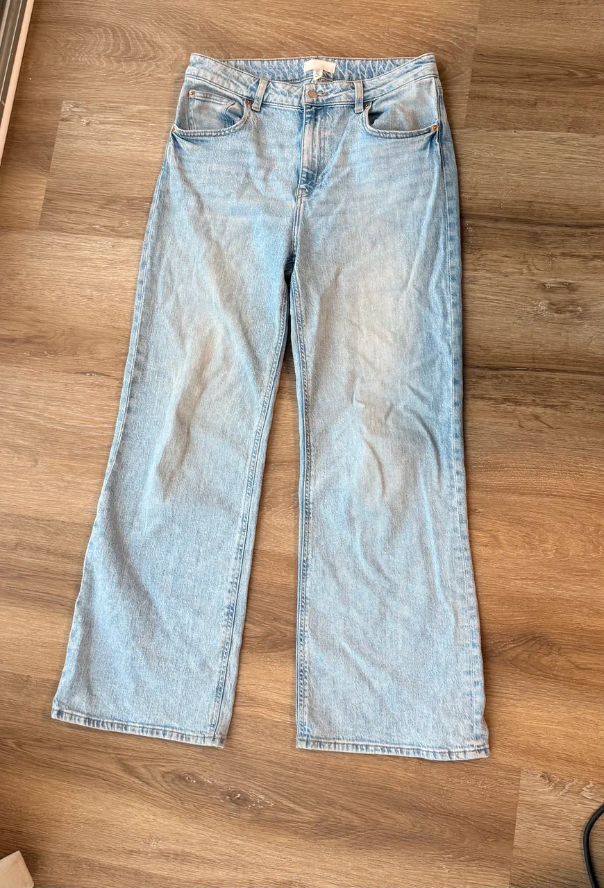 H&M · Talle EU 42