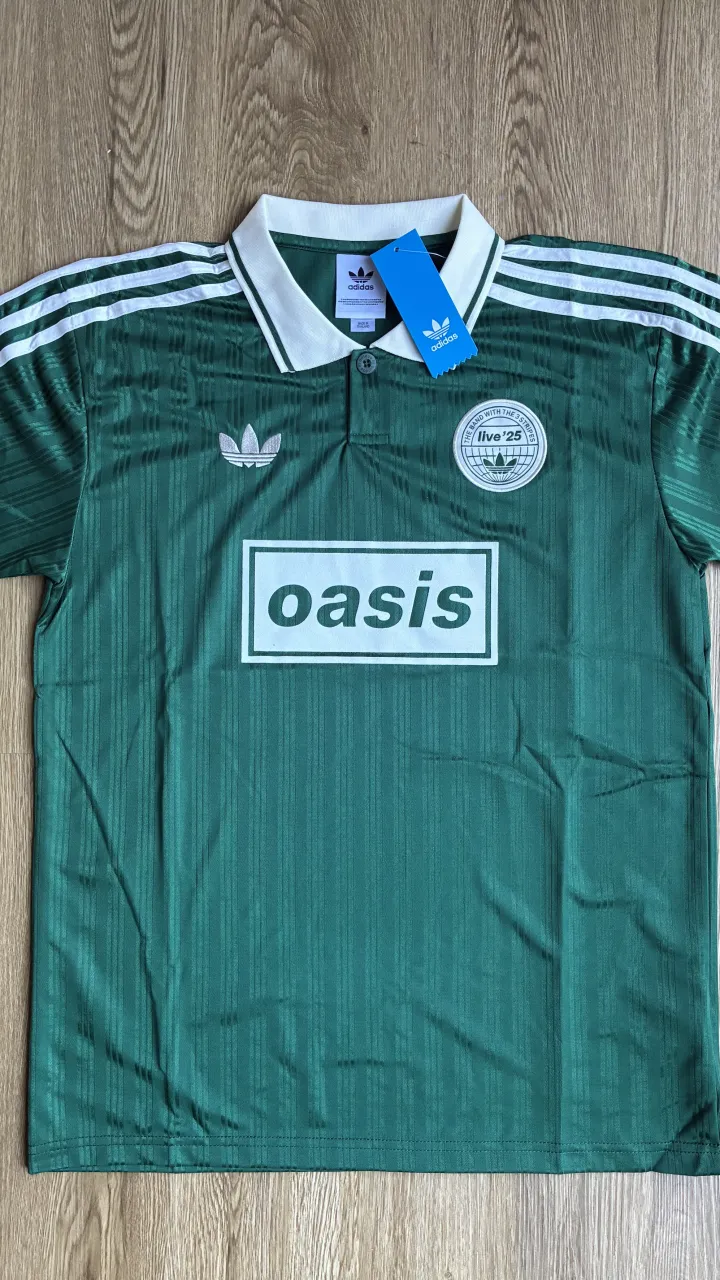 adidas · Talle M