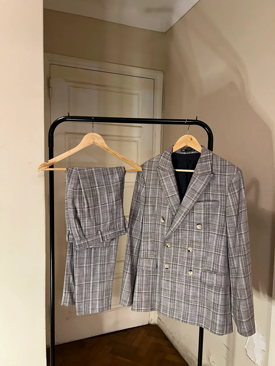 Traje Zara - imagen 1