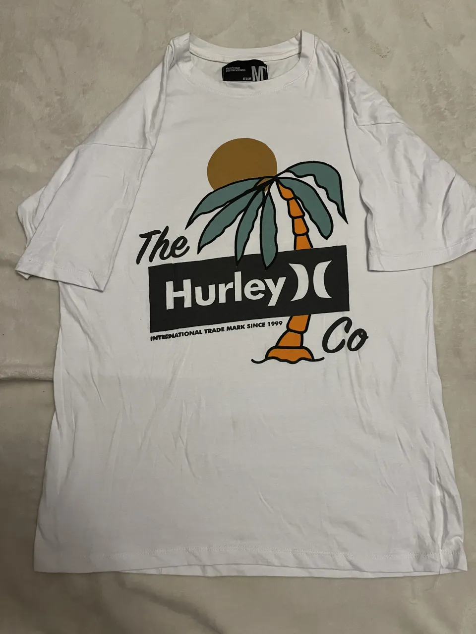 Hurley · Talle M