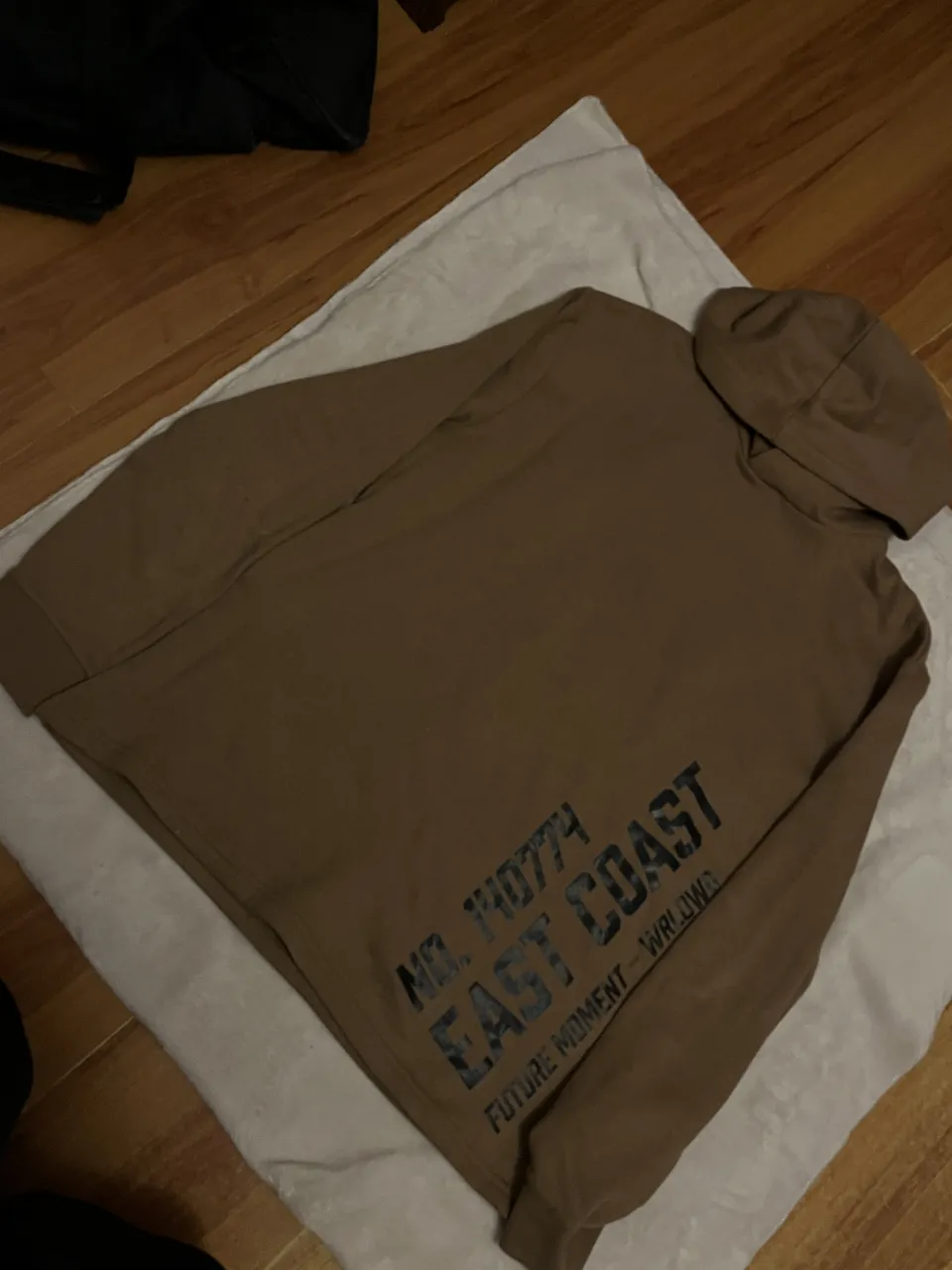 Buzo H&M · Talle 13 años / 158 cm