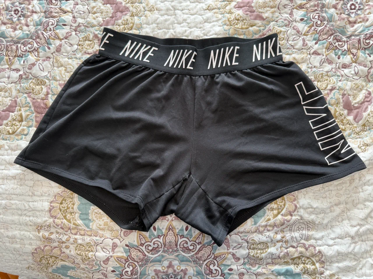 Nike · Talle S